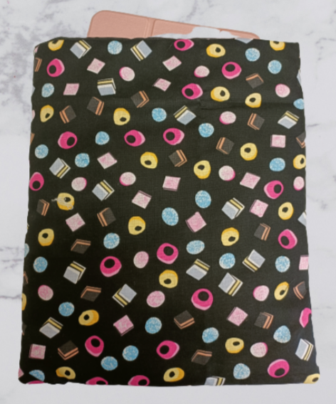 Handmade Fabric Book Sleeve / Kindle Case / Tablet Case - Liquorice Print 2