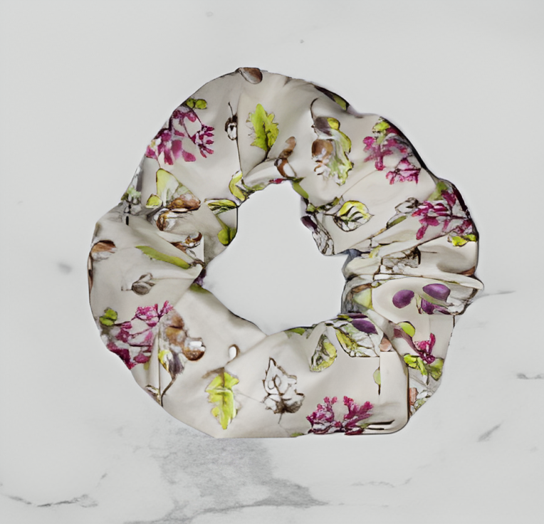 Scrunchie - White Floral